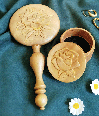 هدیه چوبی زنانه 